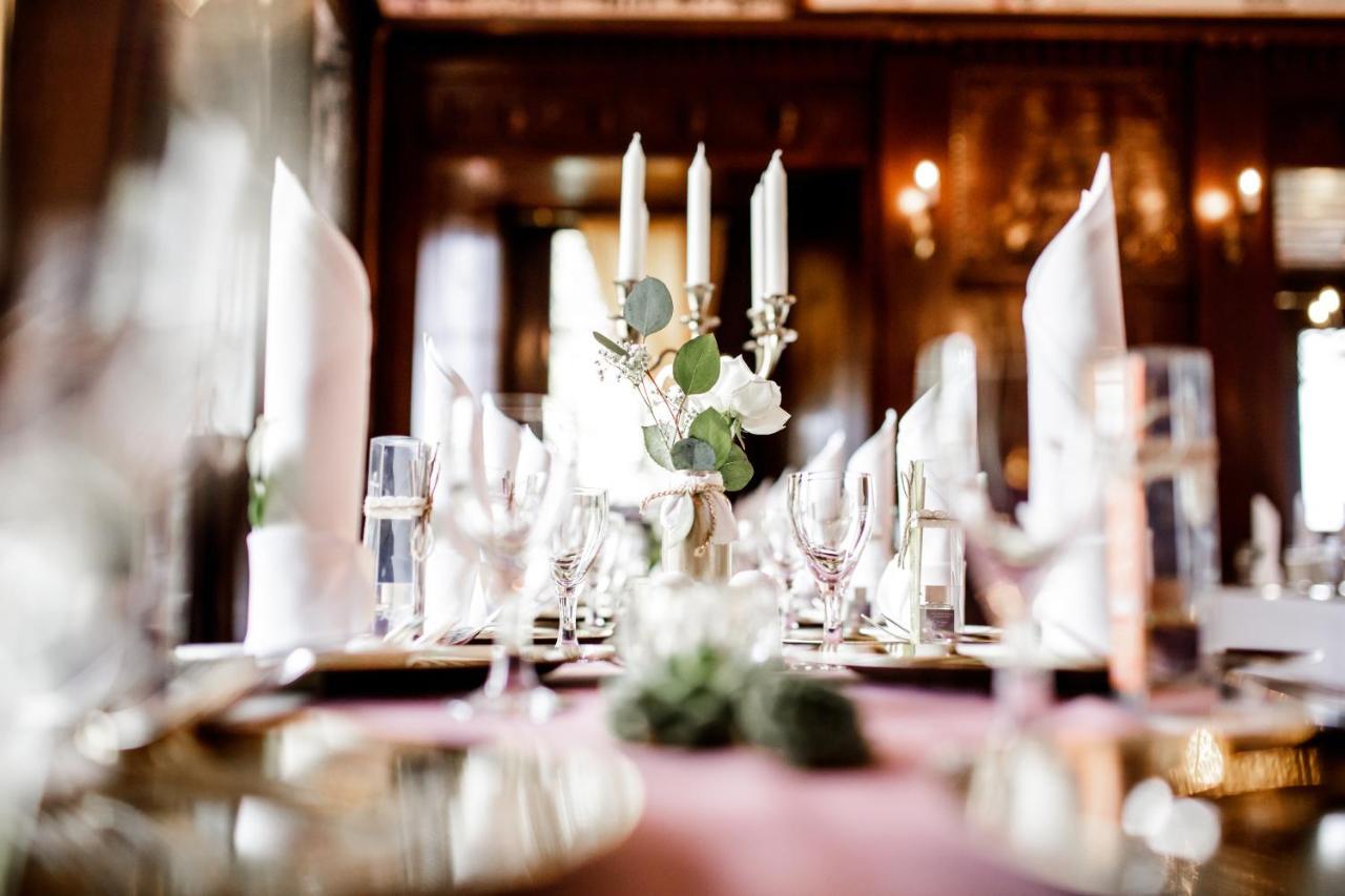 Schlosshotel Elgersburg Bagian luar foto